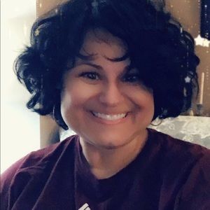 Meet your Posher, Carey